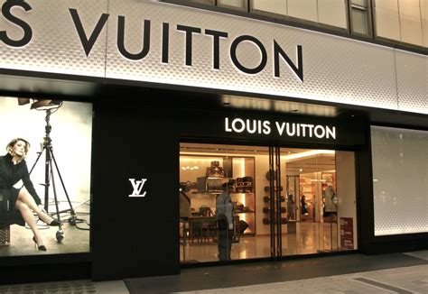 roma etoile louis vuitton|Find Louis Vuitton Stores in Italy .